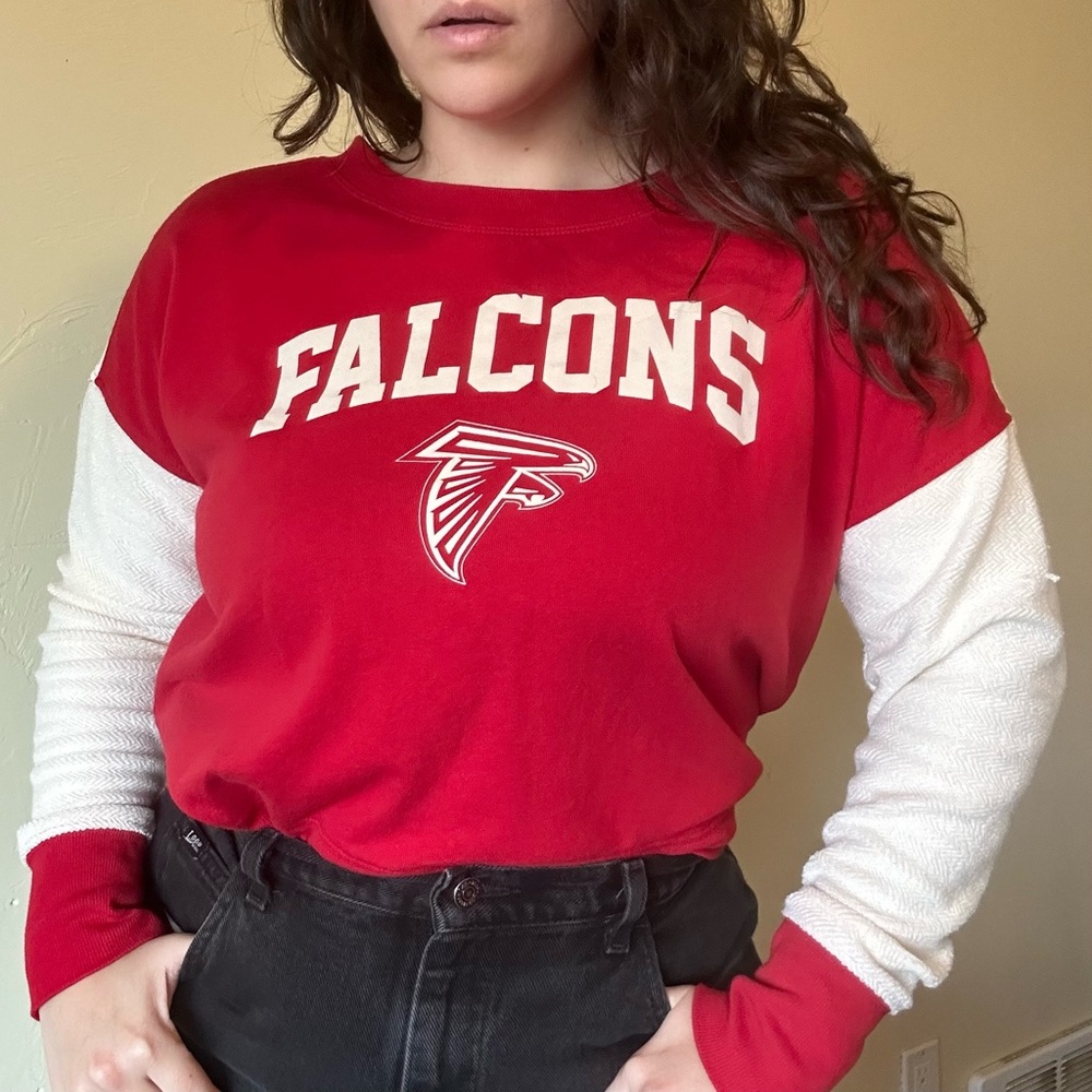 Atlanta Falcons jersey red and white crewneck sweater🪶🔴